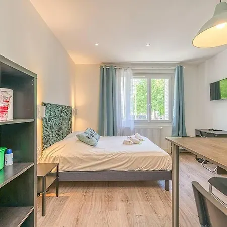 44 Foch - 1 * Grenoble