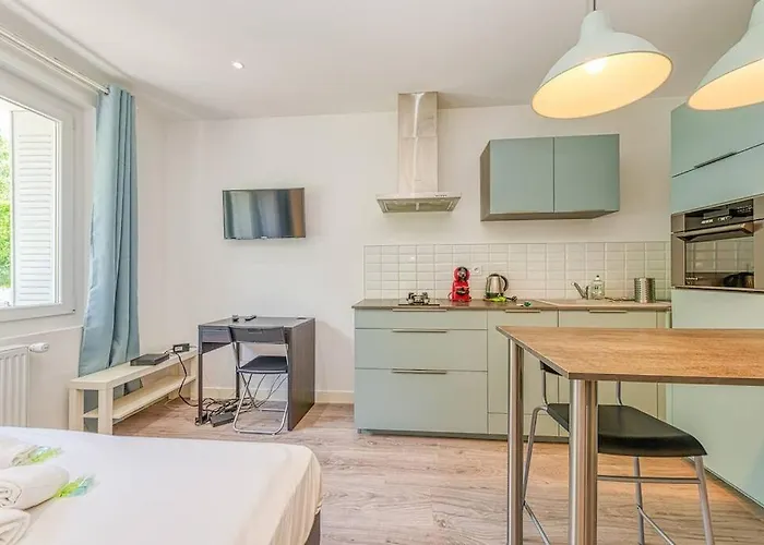 44 Foch - 1 * Grenoble